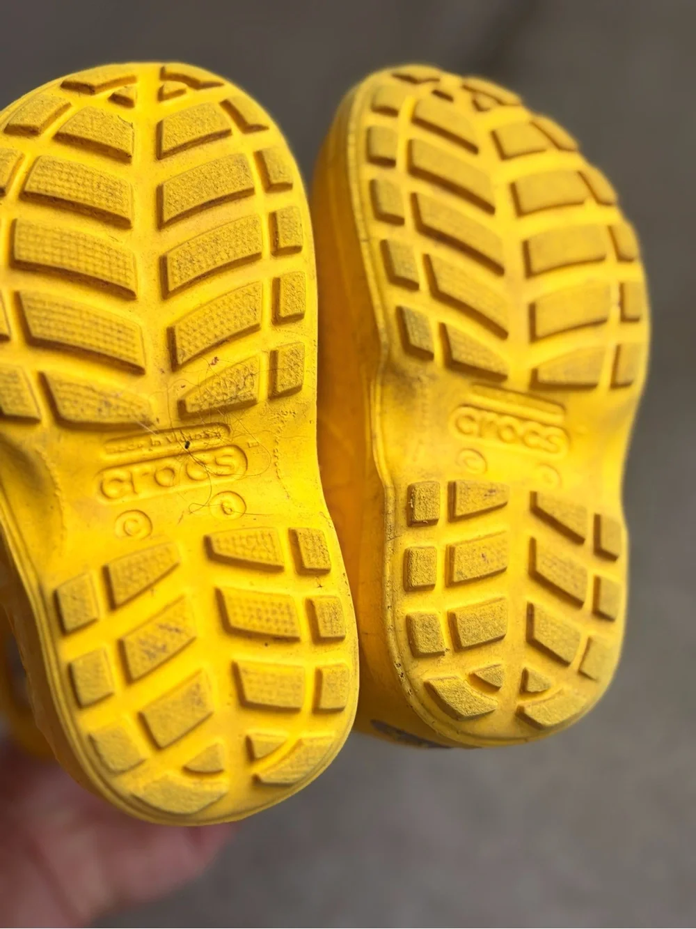 CROCS bright yellow